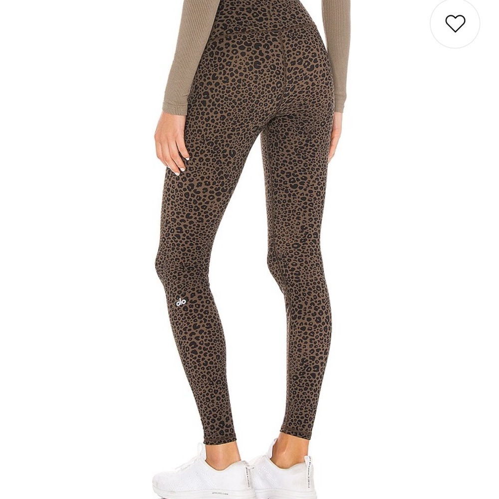 Leopard High Waist Vapor Legging in Olive Branch